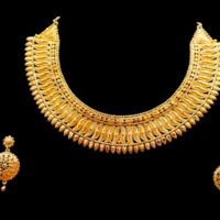 Gold Plated Heavy Design Necklace For Women - Image 2