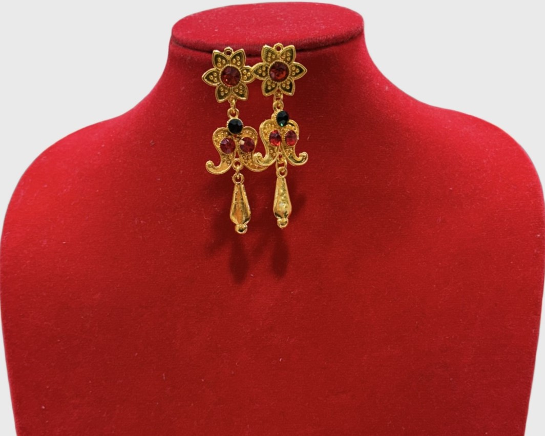 Single Layer Yarrling 1 Traditional Nepali Yarling – Handmade Gold-Inspired Ear Ornament | Himalayan Ethnic Jewelry - Image 1
