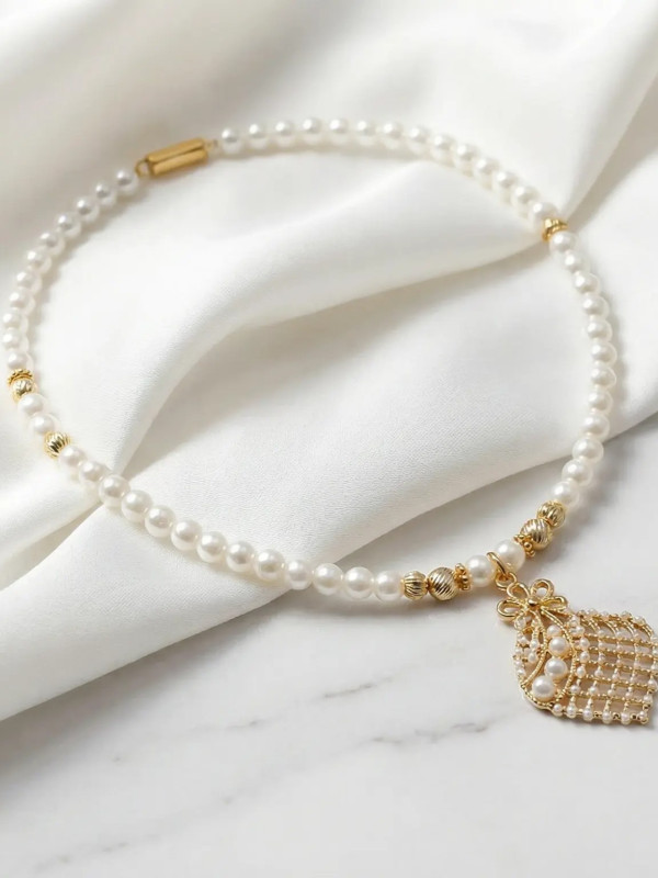 xTywVSzq5SfmgG6cHOxE0VSjguuylY4xh0rEamsV Pearl Choker Necklace with Woven Gold Pendant & Spacer Beads – Elegant Beaded Statement Jewelry - Image 1