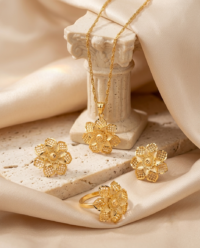 Filigree Gold Necklace with Hollow Floral Pendant - Image 2