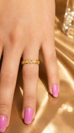 Gold-Plated Honeycomb Crystal Ring for Women - Image 2